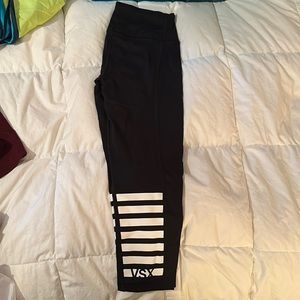 Victoria Secret Capri Leggings